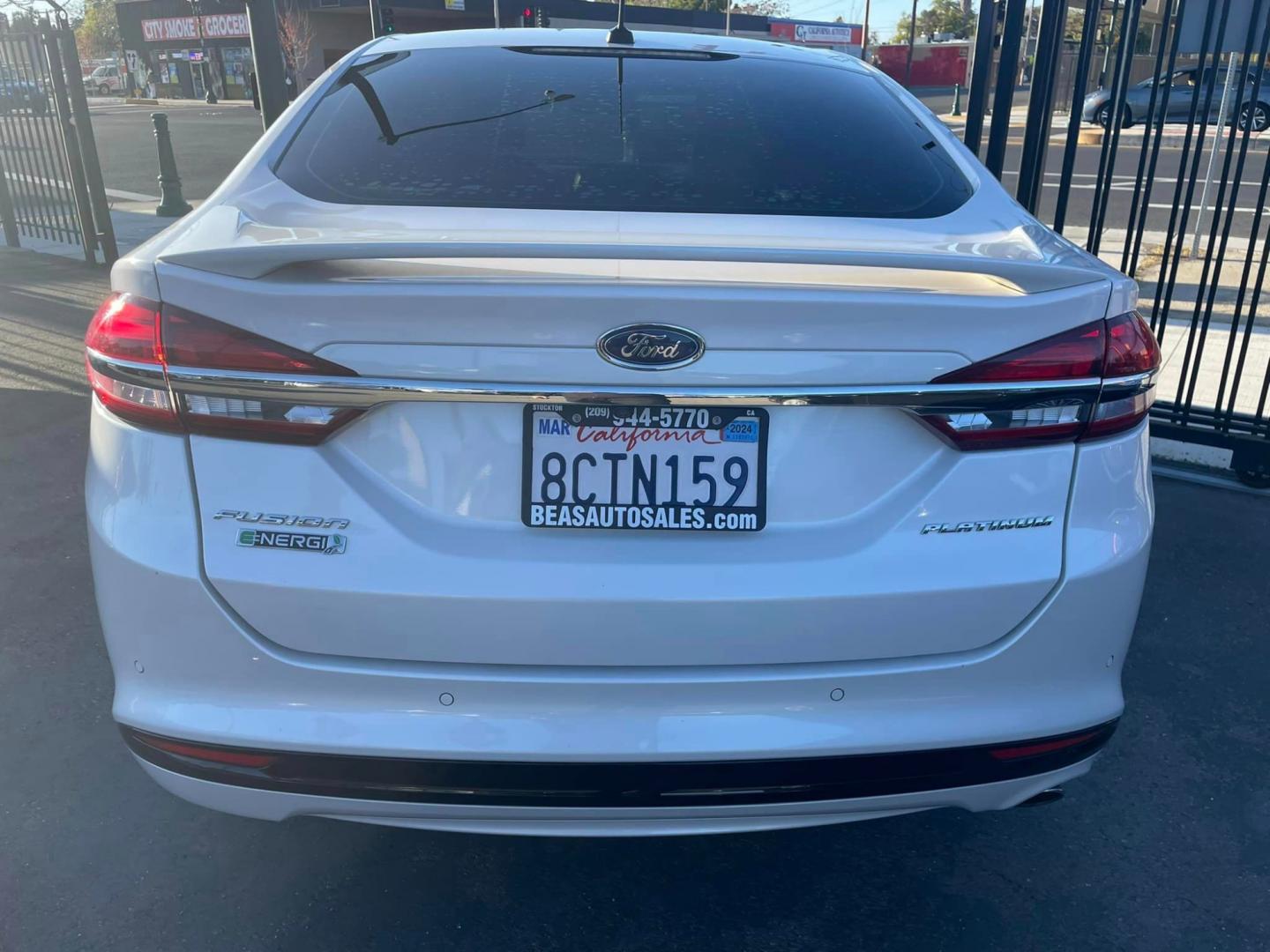 2018 WHITE /White Gold Ford Fusion Energi (3FA6P0SU0JR) , located at 744 E Miner Ave, Stockton, CA, 95202, (209) 944-5770, 37.956863, -121.282082 - PLUS TAXES AND FEES - Photo#12